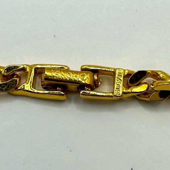 MONET Gold Tone Linked Figaro Chain Link Long Necklace Vintage VTG Retro - Picture 5 of 8